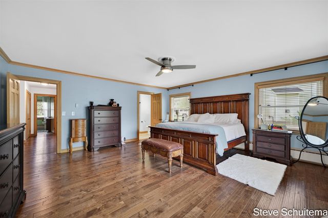 3109 S Bluff Court, Hudsonville, MI 49426