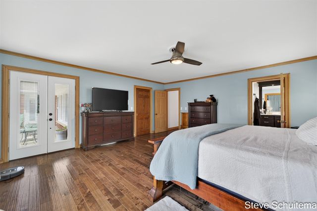 3109 S Bluff Court, Hudsonville, MI 49426