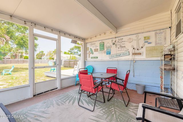 129 S Wild Olive Avenue, Daytona Beach, FL 32118