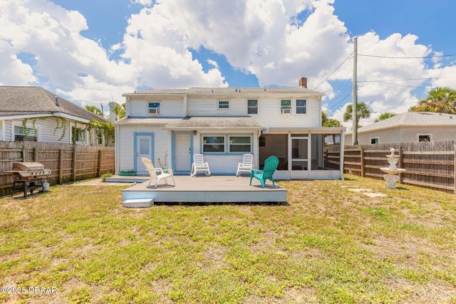 129 S Wild Olive Avenue, Daytona Beach, FL 32118