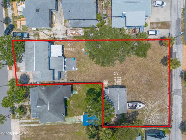 129 S Wild Olive Avenue, Daytona Beach, FL 32118