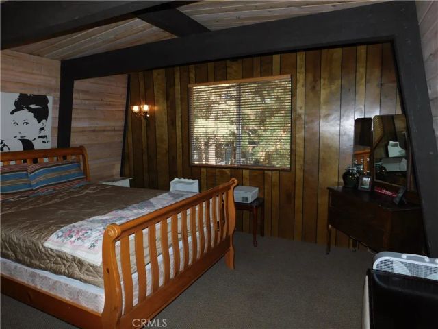 318 W Sherwood Boulevard, Big Bear City, CA 92314
