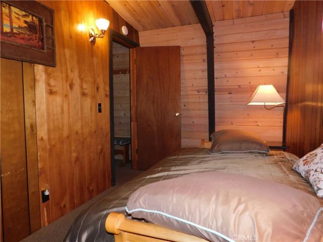 318 W Sherwood Boulevard, Big Bear City, CA 92314