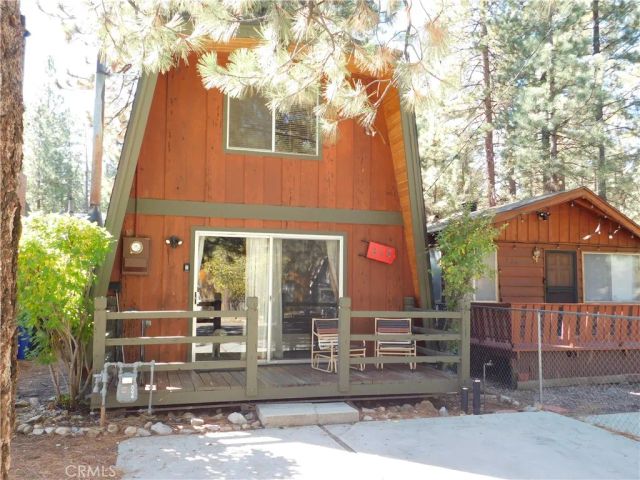 318 W Sherwood Boulevard, Big Bear City, CA 92314