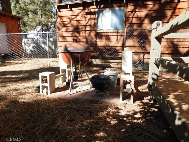 318 W Sherwood Boulevard, Big Bear City, CA 92314