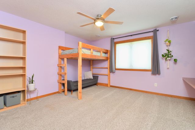 15602 Enfield Avenue N, Hugo, MN 55038