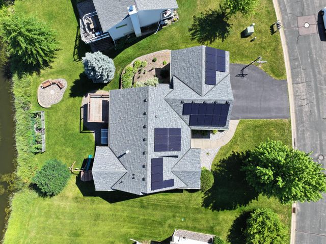 15602 Enfield Avenue N, Hugo, MN 55038