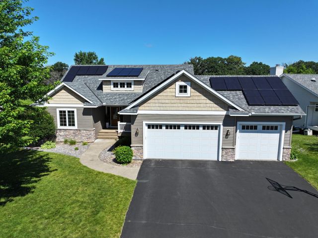 15602 Enfield Avenue N, Hugo, MN 55038