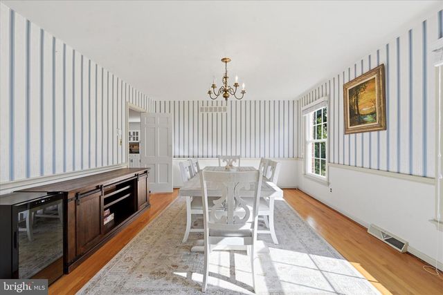 1071 SQUIRE CHENEY DR, West Chester, PA 19382