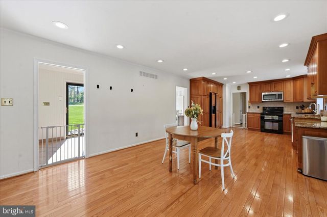 1071 SQUIRE CHENEY DR, West Chester, PA 19382
