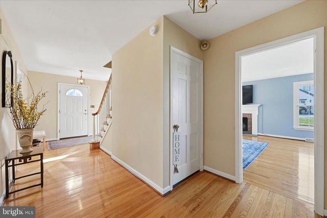 1071 SQUIRE CHENEY DR, West Chester, PA 19382
