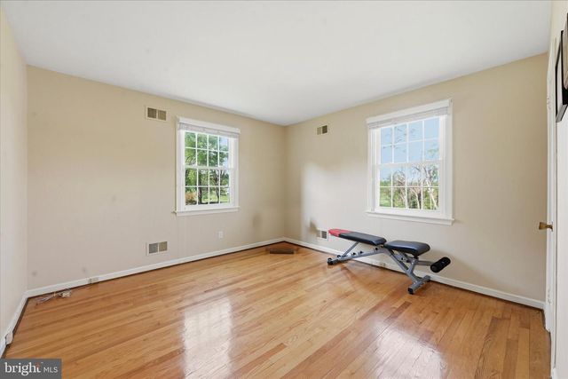 1071 SQUIRE CHENEY DR, West Chester, PA 19382