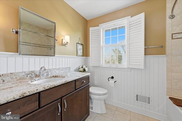 1071 SQUIRE CHENEY DR, West Chester, PA 19382