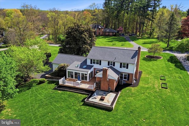 1071 SQUIRE CHENEY DR, West Chester, PA 19382