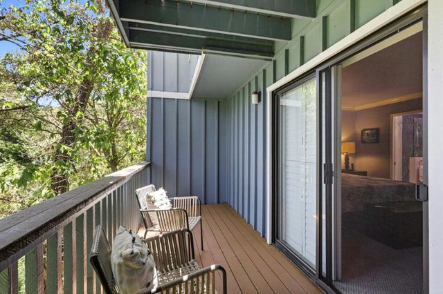 2052 Wharf Road, Capitola, CA 95010