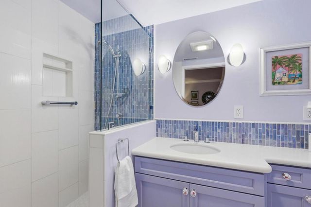 2052 Wharf Road, Capitola, CA 95010
