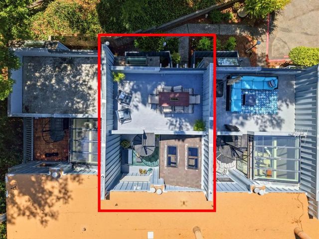2052 Wharf Road, Capitola, CA 95010