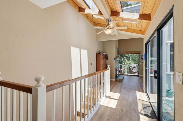 2052 Wharf Road, Capitola, CA 95010