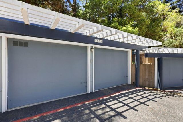 2052 Wharf Road, Capitola, CA 95010