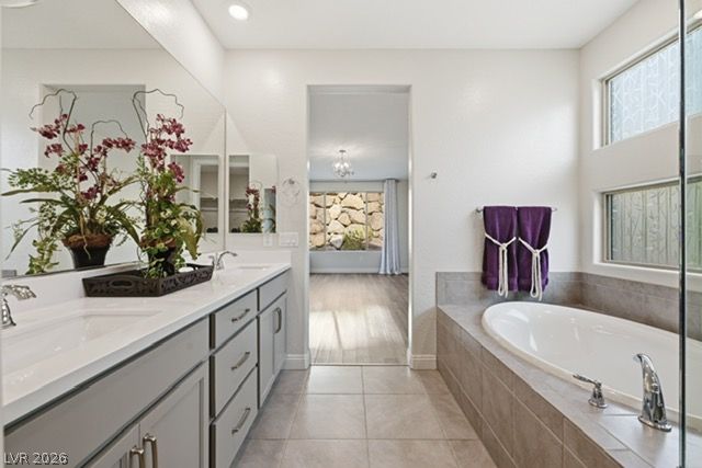 92 Lake Oasis Street, Henderson, NV 89011