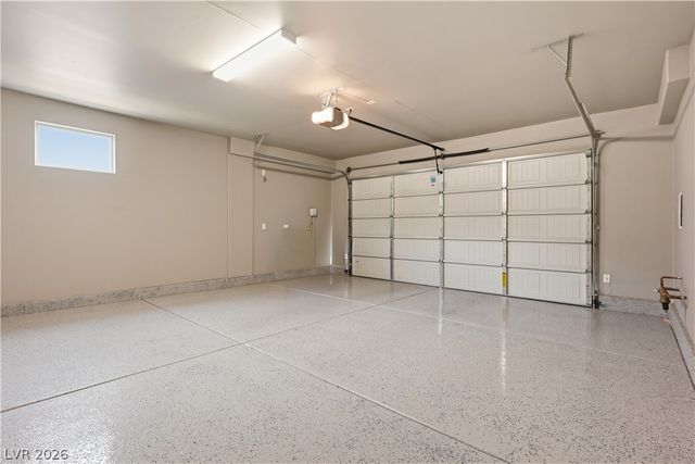 92 Lake Oasis Street, Henderson, NV 89011