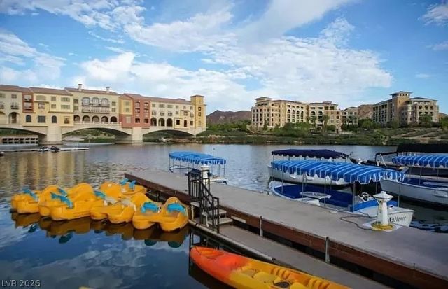 92 Lake Oasis Street, Henderson, NV 89011