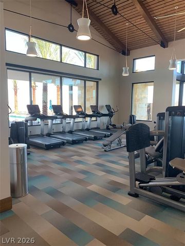 92 Lake Oasis Street, Henderson, NV 89011