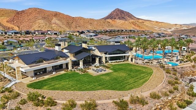 92 Lake Oasis Street, Henderson, NV 89011