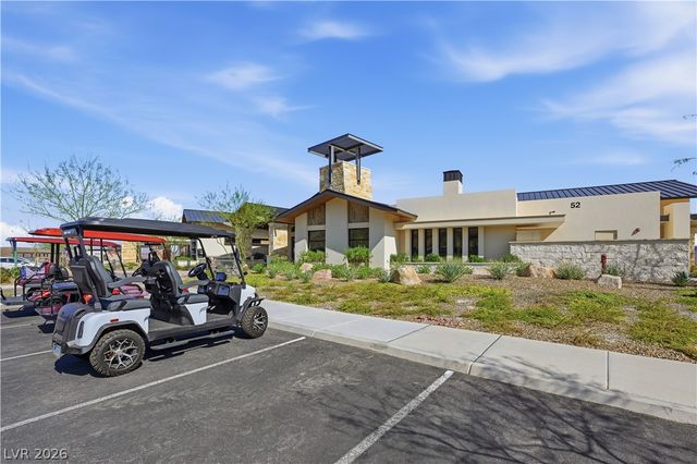 92 Lake Oasis Street, Henderson, NV 89011