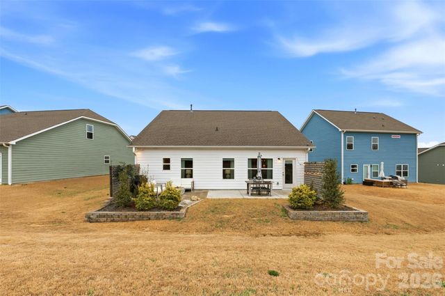 331 Ox Bow Circle, Mount Holly, NC 28120