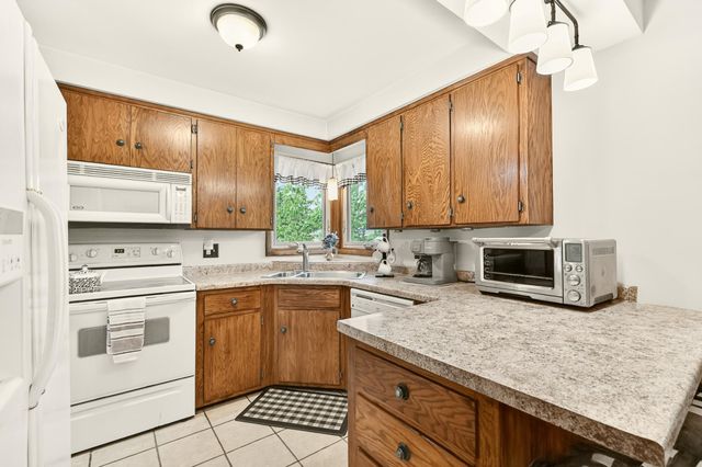 2400 16th Avenue NW, Rochester, MN 55901