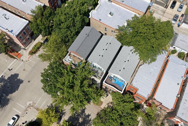 1856 W Superior Street, Chicago, IL 60622