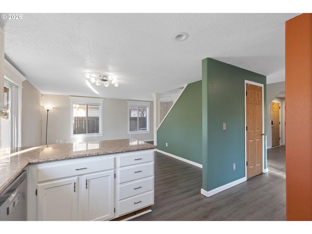 14142 Se BUSH St, Portland, OR 97236