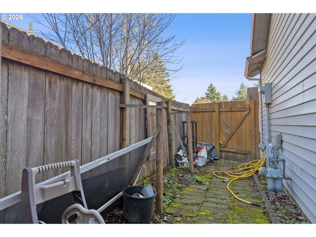 14142 Se BUSH St, Portland, OR 97236