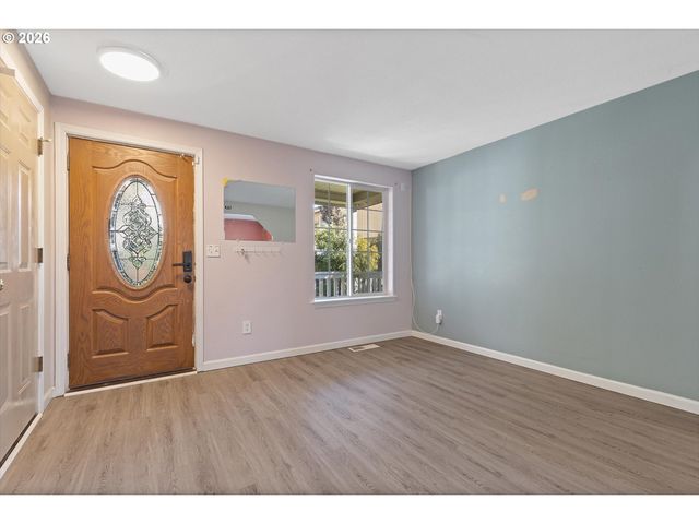 14142 Se BUSH St, Portland, OR 97236