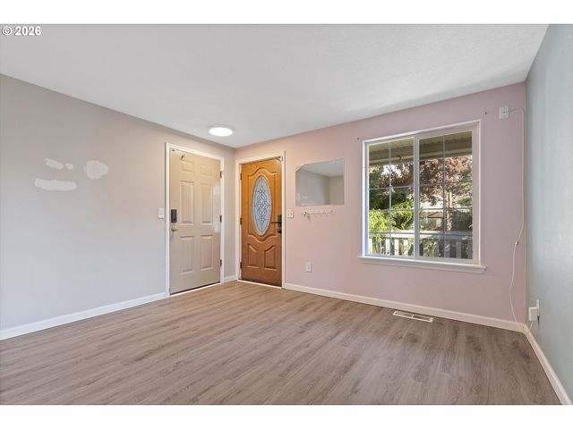 14142 Se BUSH St, Portland, OR 97236