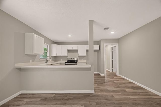 5751 Thrush Drive, Houston, TX 77033