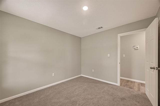 5751 Thrush Drive, Houston, TX 77033
