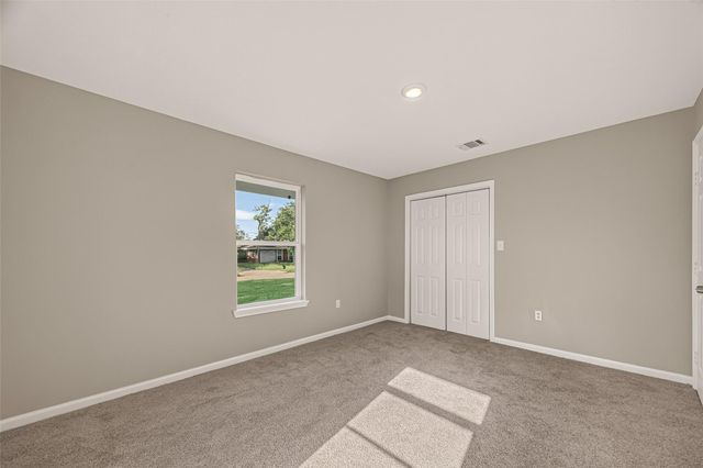 5751 Thrush Drive, Houston, TX 77033