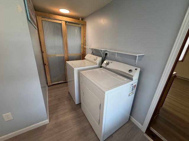 609 E Clay Street, Clinton, IL 61727