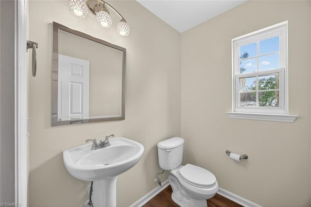 4820 Lighthouse Court, Winston-salem, NC 27127