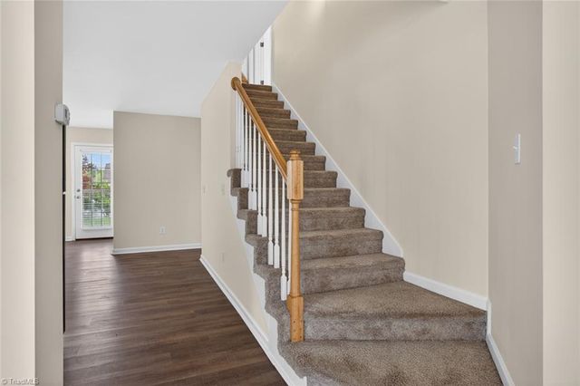 4820 Lighthouse Court, Winston-salem, NC 27127