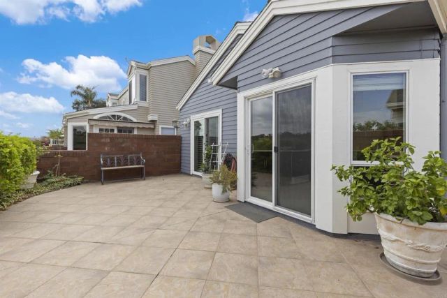 7302 Lantana Terrace, Carlsbad, CA 92011