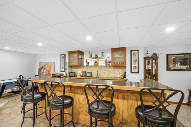 1622 Moonlit DRIVE, Richfield, WI 53076
