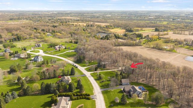 1622 Moonlit DRIVE, Richfield, WI 53076