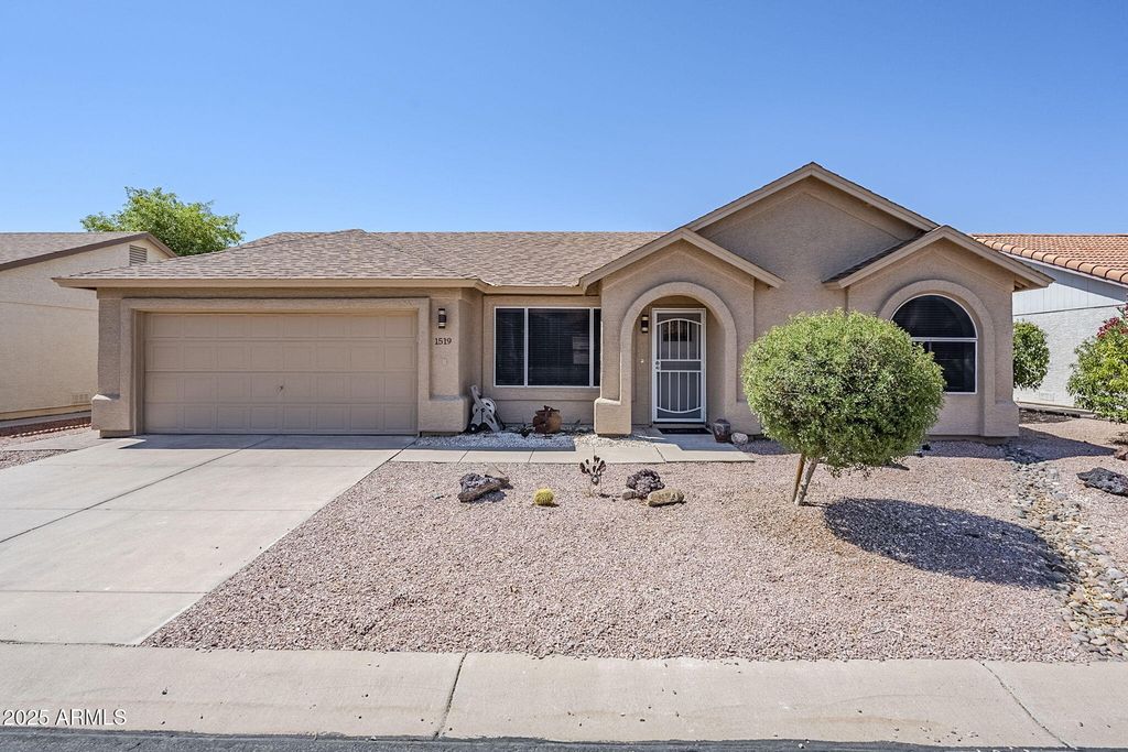 1519 E INDIAN WELLS Drive, Chandler, AZ 85249