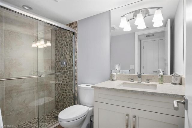 10851 Gulf Shore DR # 402, Naples, FL 34108