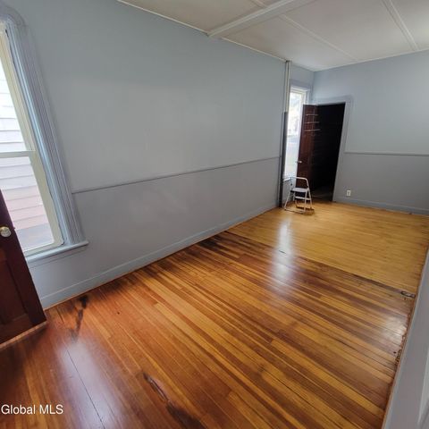 938 Park Avenue, Schenectady, NY 12308