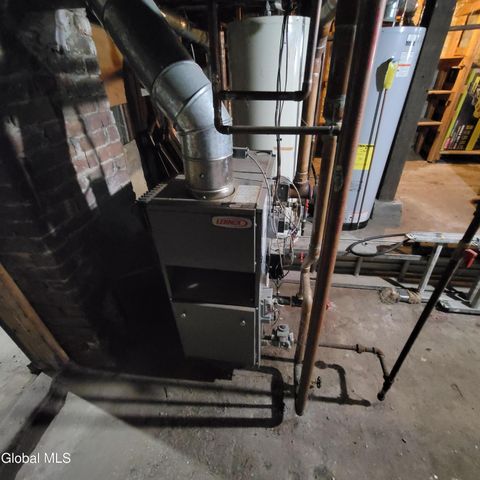 938 Park Avenue, Schenectady, NY 12308