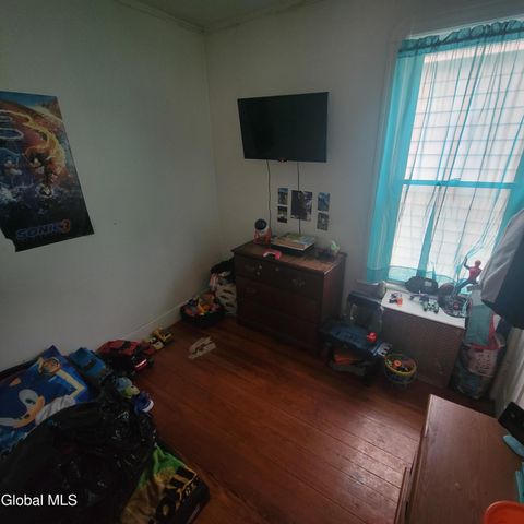 938 Park Avenue, Schenectady, NY 12308